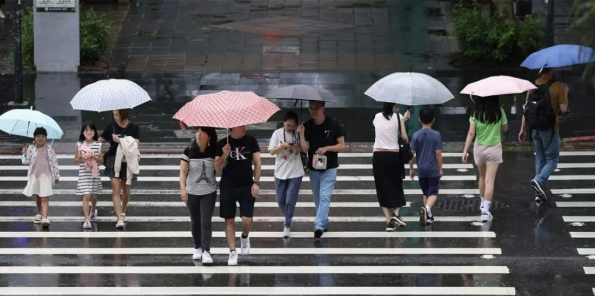 低氣壓影響明起全台防大雨 31日轉多雲到晴